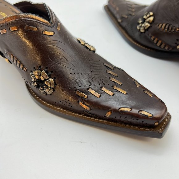 BCBGirls Western Style Mules Slip-on Square Toe Sz 7.5 Leather Upper and Sole - Picture 11 of 15